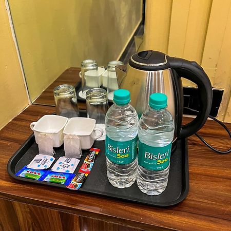Gsm Hotel Vrindávan Kültér fotó